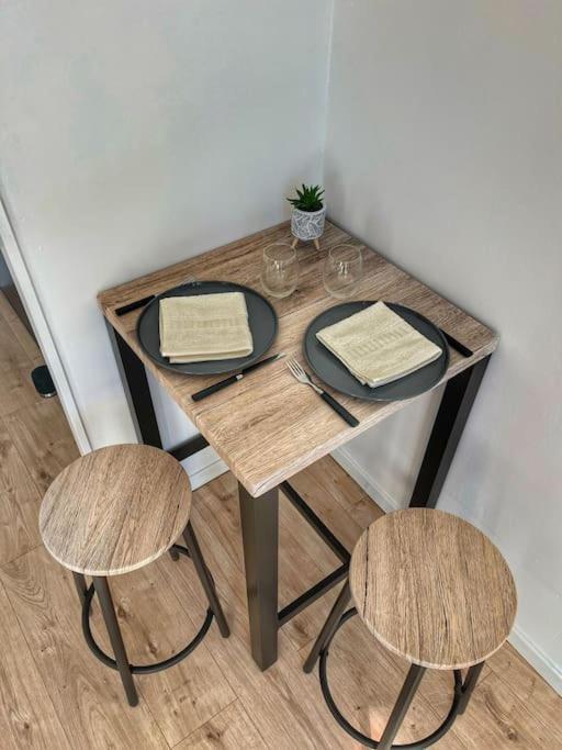 Studio Refait A Neuf Avec Parking Toulouse Extérieur photo